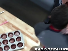 'Horny Bakers Can't Stop Fucking While Baking - RagingStallion'