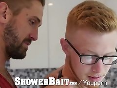 ShowerBait Red Head Shower Seduction