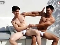 Muscle couple, gay bareback anal, gay outdoor bareback